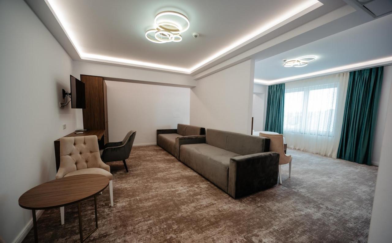Hotel Ariata Scheia المظهر الخارجي الصورة