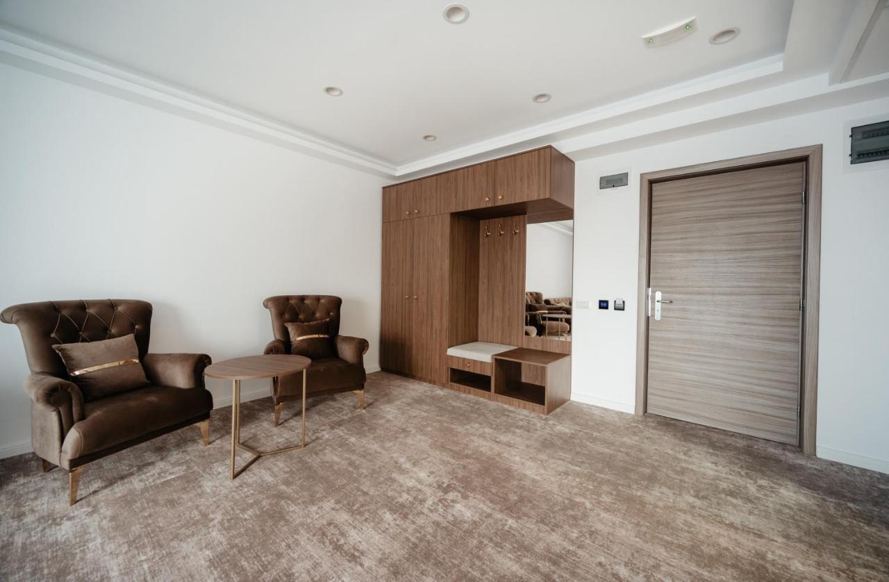 Hotel Ariata Scheia المظهر الخارجي الصورة